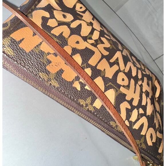 Louis Vuitton X Stephen Sprouse Monogram Graffiti Pochette Accessories Peach - Picture 4 of 10